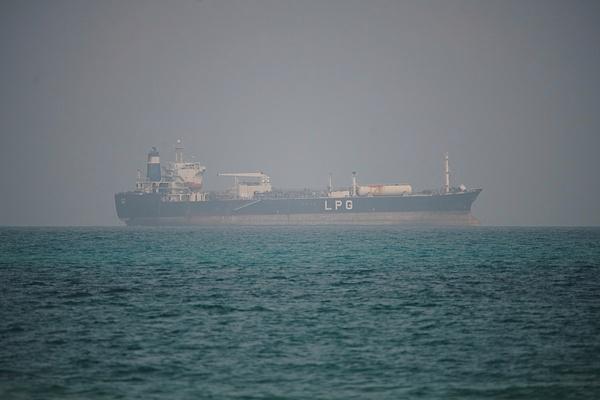 美紧急叫停以打击真主党计划 伊朗暂停对话引发连锁反应