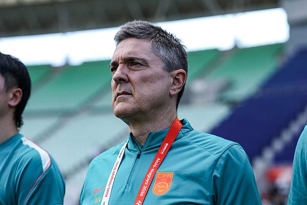 U23国足主帅回应韩国球员疑似手球 翻篇展望未来