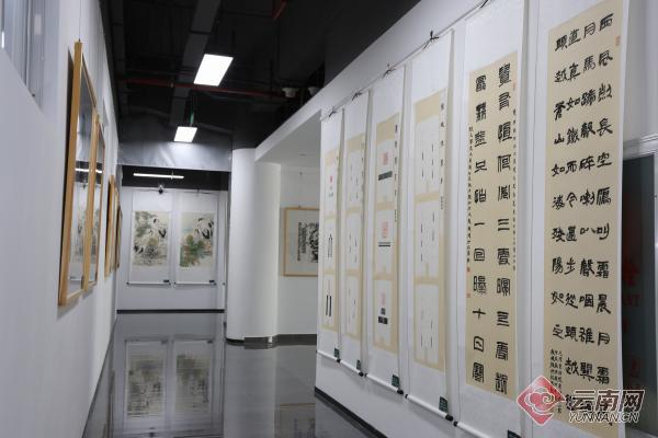 百幅艺术精品佳作展出 第四届“仰望星空”书画家作品展开展