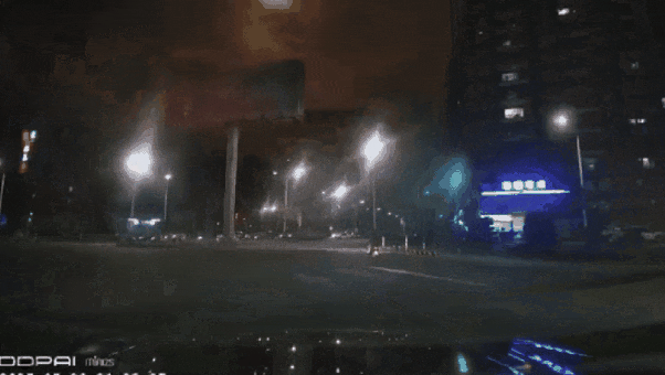 一聲巨響,，夜空都被照亮了！官方回應(yīng)茂名疑似出現(xiàn)火流星