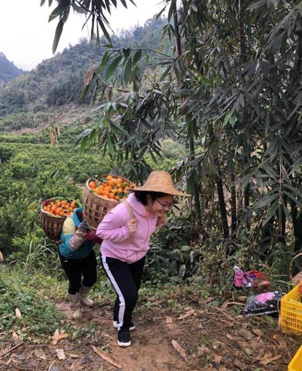 回顧2019年扶貧干部黃文秀因山洪遇難,，年僅30歲,，遺留日記讓人淚目