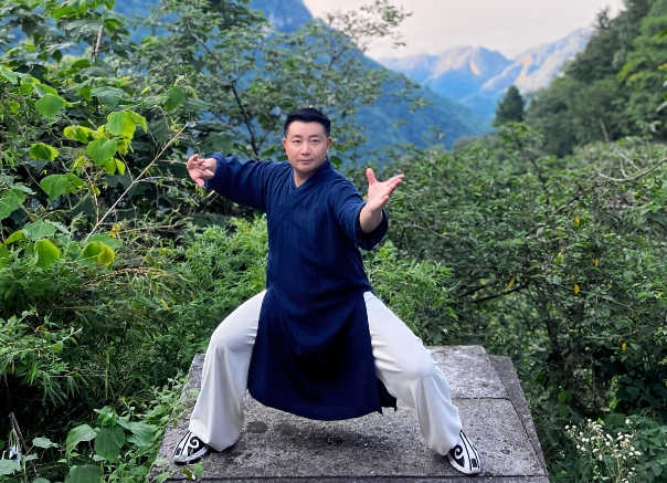 灵儿老师亮相郑州太极展演,线上行业标杆太极课程简橙凭借专业师资教研筑牢教学核心壁垒