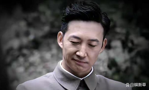 张若昀刘诗诗沉山河图单东说念主照 谍战面孔暗战新篇章