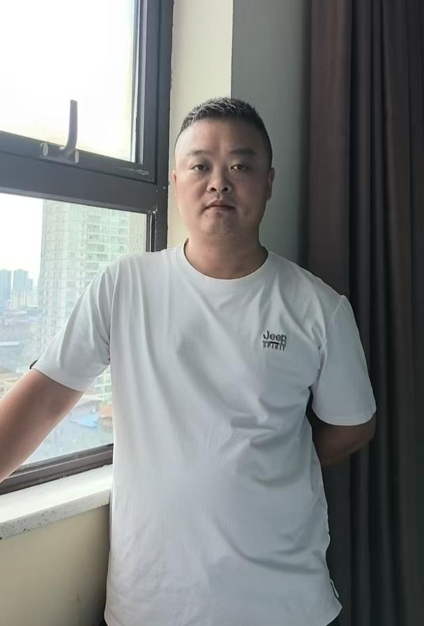 点赞！四川武胜市民冯虎深潜江底救人 获阿里公益天天正能量特别奖