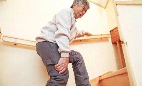 堅(jiān)持走路鍛煉的中老年人,，最后會怎樣？過了65歲,，建議做好3件事