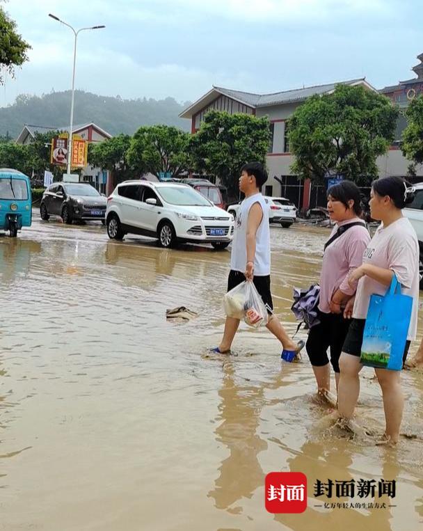 村超发源地贵州榕江为何两度被淹 连续强降雨与地形所致
