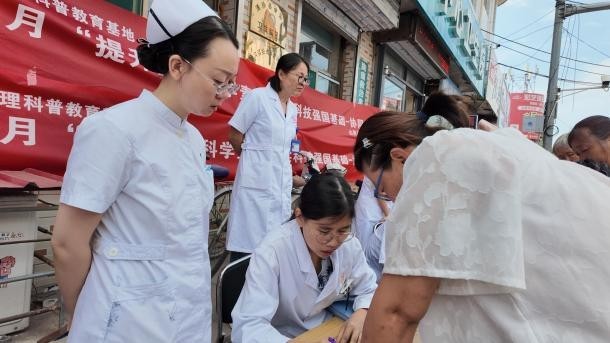 科普月惠民行动圆满落幕：山西白求恩医院胃肠外科送健康下乡，胃肠科普与心肺复苏技能共筑“协同救护”防线