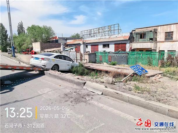 南京巡查员8天3次伸援手