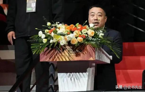 新任國(guó)際乒聯(lián)主席誕生 現(xiàn)場(chǎng)多人抗議