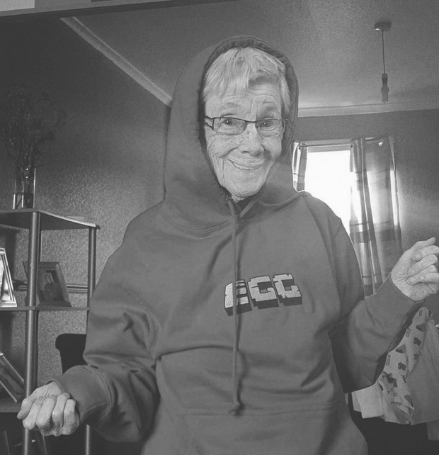 傳奇網紅Epic遊戲老奶奶去世 TikTok有240萬粉絲