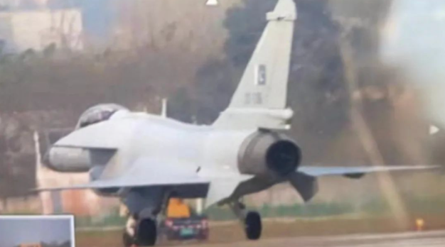 外媒称首批出口型歼-10C已抵达巴基斯坦