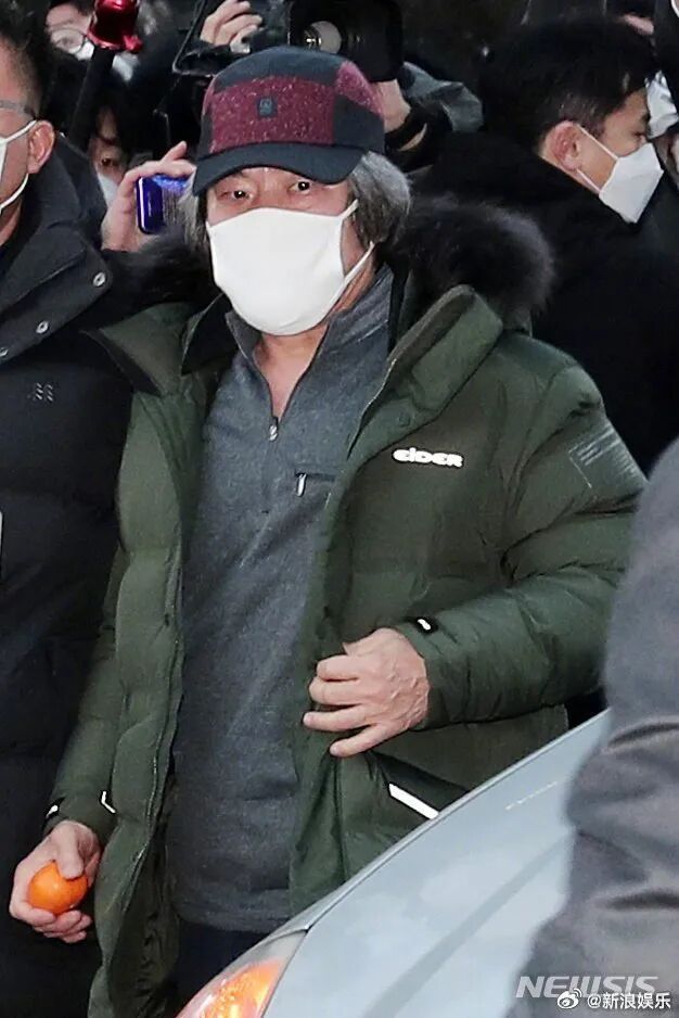 赵斗顺屡次险阻学时段违令出门 再被判8个月