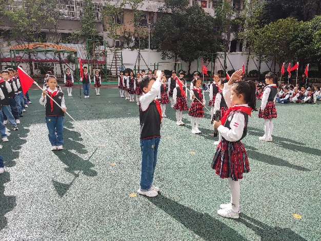 昆明五华春城小学开展“红领巾爱祖国”庆祝少先队建队75周年活动