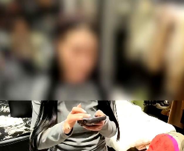 须眉1650元买羽绒服内部填充飞丝 真相令东谈主颦蹙