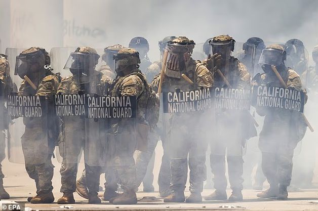 突发！洛杉矶爆发零元购，2000国民警卫队进入！熟悉的一幕重演！
