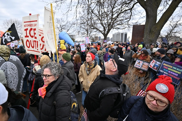 超3200场抗议，“不要国王”席卷全美，向全球蔓延 特朗普政策引发大规模示威