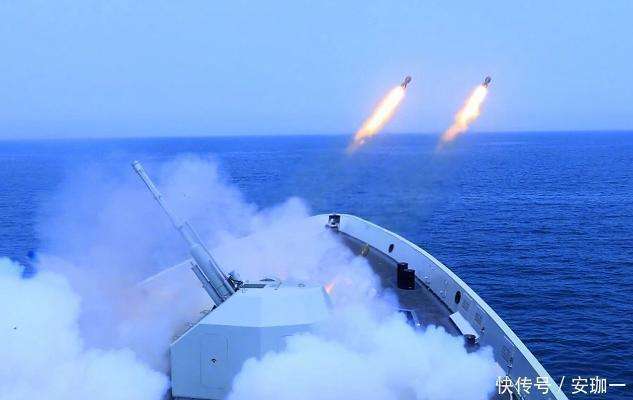 福建舰入列后首次通过台湾海峡 展示强大远洋作战能力