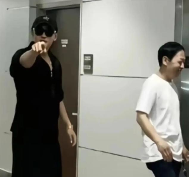 黄子韬徐艺洋孩子身高引争议 身高基因太强大
