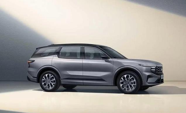 22.68万起，大七座SUV2025款福特锐界L上市