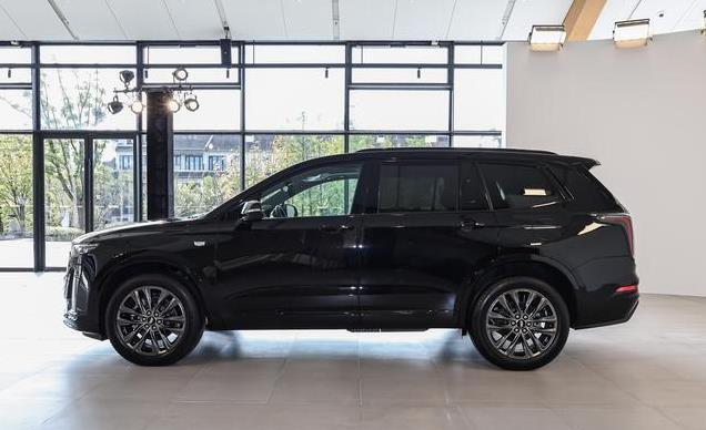 美系豪华SUV，一口价34.99万起，5米级6座布局，新款凯迪拉克XT6