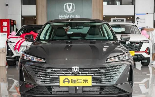 回家过年买车5~10万出头预算，这五款燃油车值得推荐，性价比绝佳
