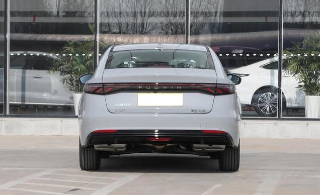 奇瑞造了辆“A8L”，仅9.99万起，361马力续航2300km，秦L不香了