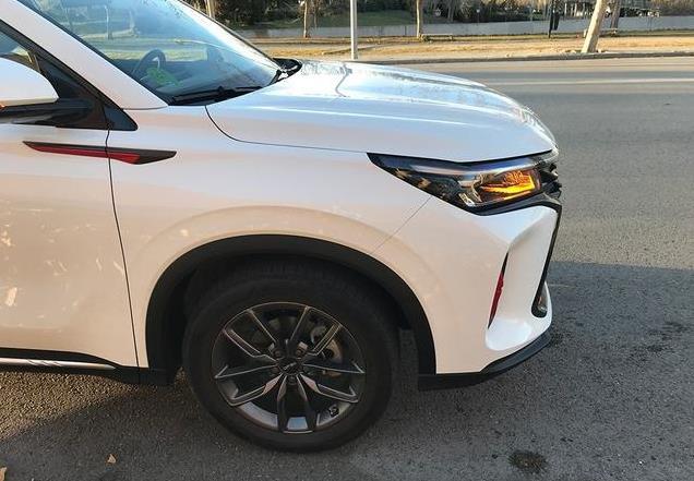 欧版东风小康600——最经济的7座SUV