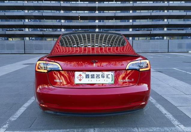 不到20万入手特斯拉Model 3，3.3秒破百，准新车性价比超高！