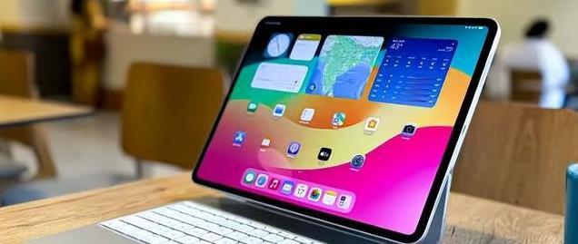 iPad Pro与Surface Pro11对比：娱乐与办公，你究竟该选哪一款？