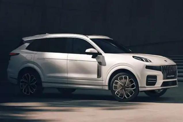 揽月与领克09对比,家庭用车选哪个更合适?性价比谁更高?