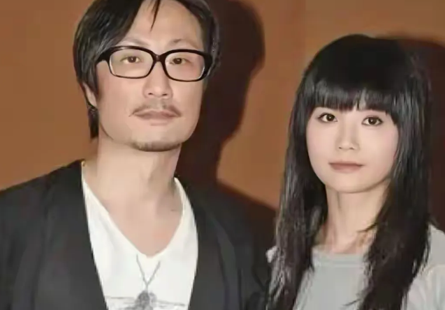 蔡卓妍官宣结婚，曾说妈妈对林俊贤很满意