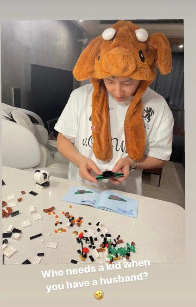 甜蜜日常！卢靖姗掌镜拍韩庚表演绝活吹鸡蛋