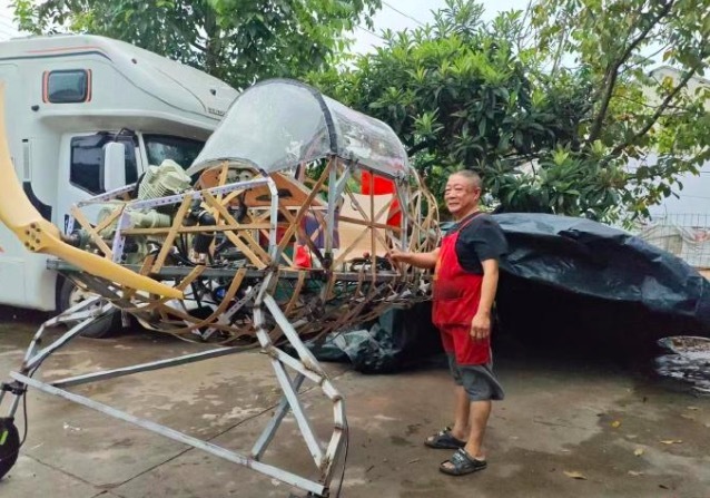 63岁"退休老东说念主"看完航展决定我方造飞机