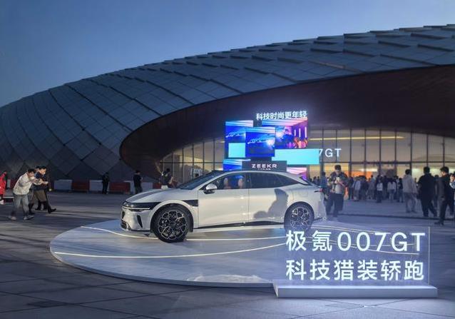20万猎装车横空出世，超跑级加速碾压SUV，它能火遍全网？