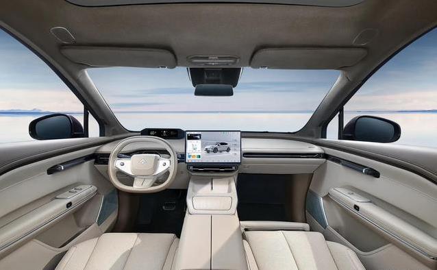 21万买825km续航SUV，智驾秒杀百万豪车，我为何弃问界M5？