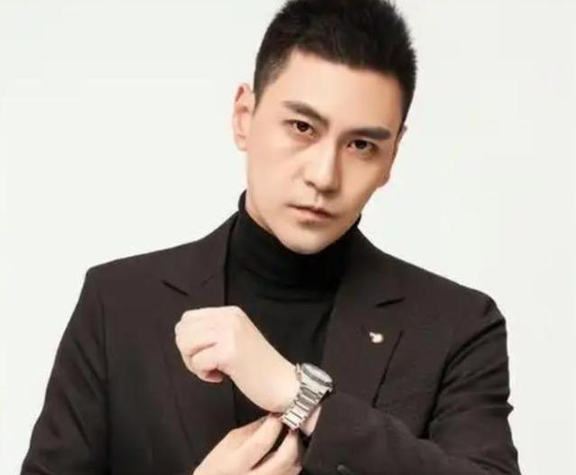 演16部戏火遍荧屏，李飞为何回乡卖鱼，他和母亲藏着啥秘密？