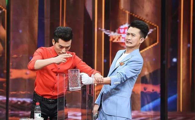 央视杨帆北漂拼事业，妻子一句承诺暖心窝，俩娃却成拆家小旋风