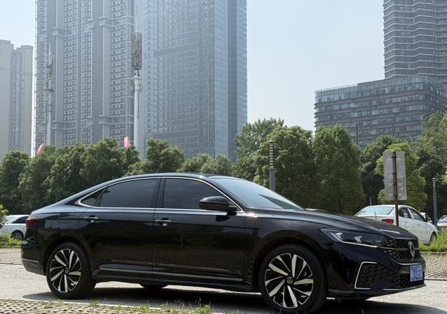 6.9万公里帕萨特仅11.68万，车况无大碍，真值得入手？