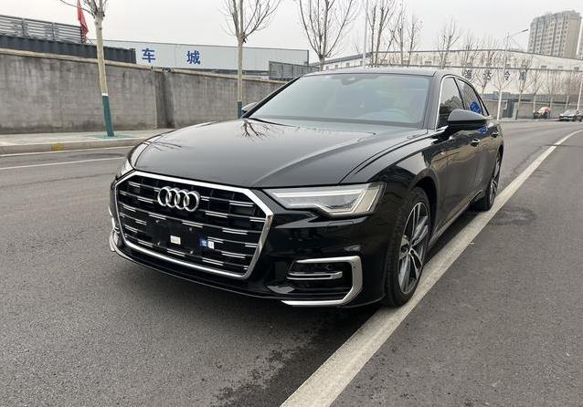 一年半奥迪A6L仅24万，8万公里无大事故，入手值吗？