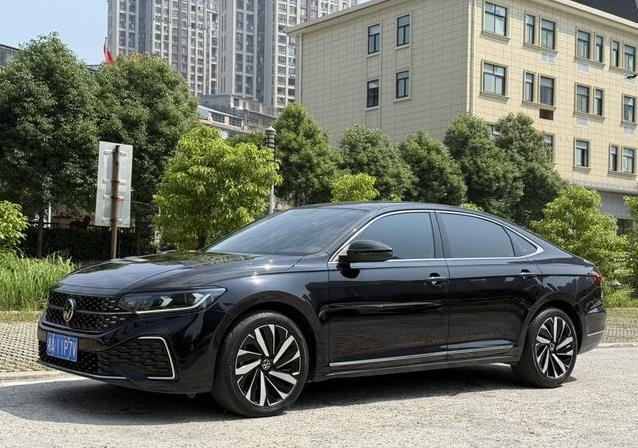 6.9万公里帕萨特仅11.68万，车况无大碍，真值得入手？