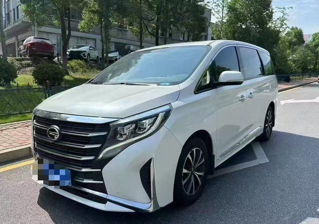 11.88万买传祺M8，家用商用都顶尖，值不值？