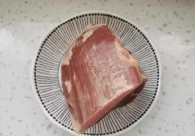 儿子不爱牛肉汤却馋牛肉干，70块做一盘，香到邻居来敲门