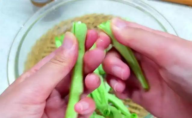 豆角吃错胃痛到吐，医生揭秘3大雷区，你中招了吗？
