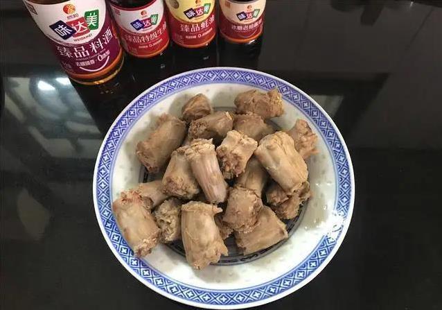 鸭脖外面买太贵，10元自制麻辣味，香到全家抢着吃