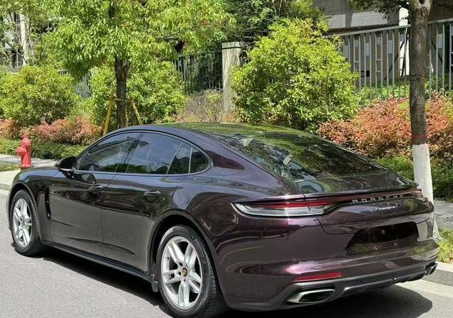 72.8万入手准新Panamera，省33万，豪车梦真这么香？