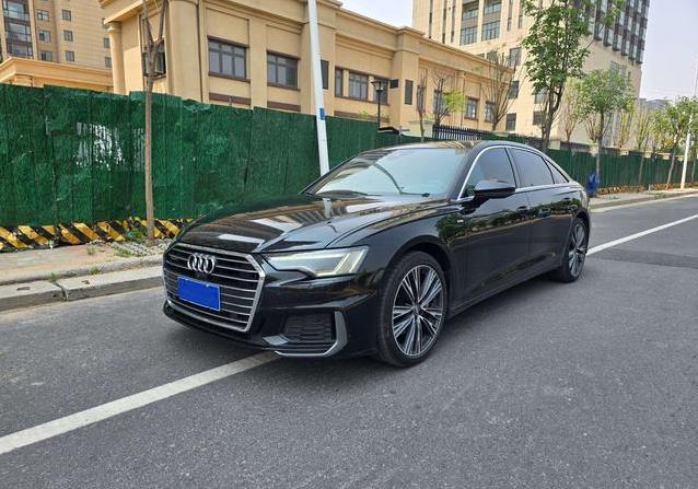 郑州准新奥迪A6L仅跑5.5万公里，22.58万入手值不值？