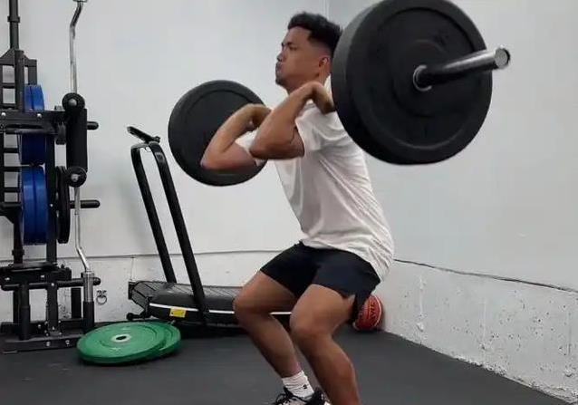 高温天脑梗高发期，4个习惯害人命，你还在做吗？