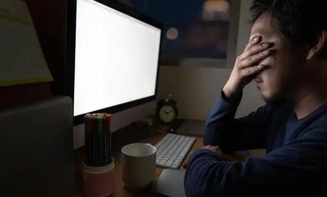 高温天脑梗高发期，4个习惯害人命，你还在做吗？