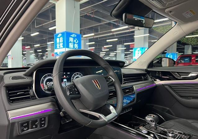 红旗HS5仅10.78万，2年4万公里值不值，国货SUV香吗？