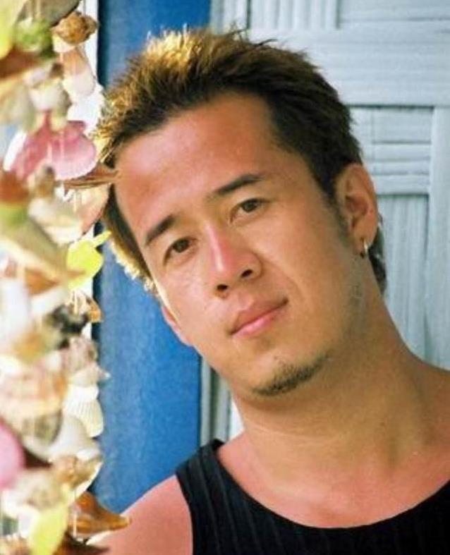 杨坤落魄时初恋相助却遗憾分手，52岁新恋情曝光，女友年轻20岁？